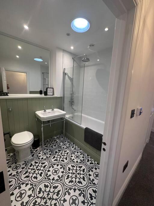 Riverside 3 Bed House Villa Winchester Exterior photo